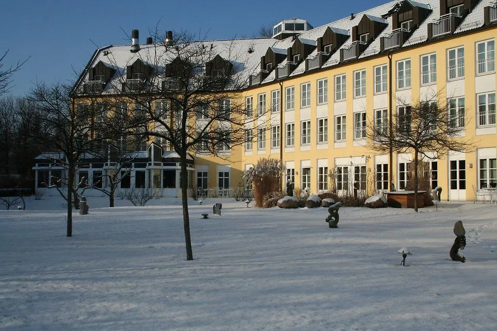 Seehotel Zeuthen 4*,  Germany