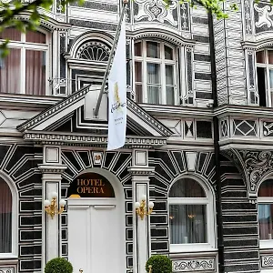 **** Hotel Opera Deutschland